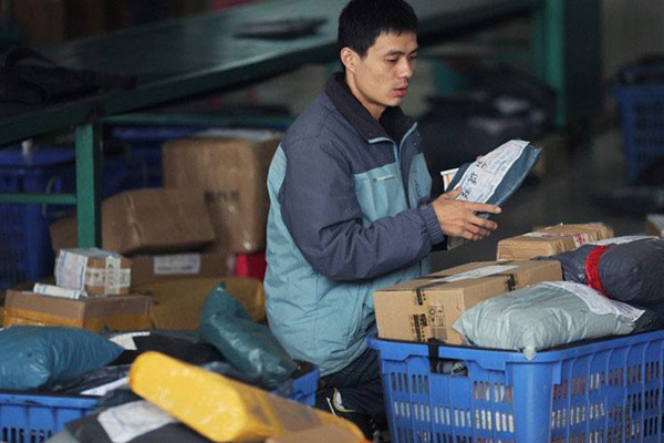 暑假工什么比较挣钱？什么暑假工作可以得高薪？